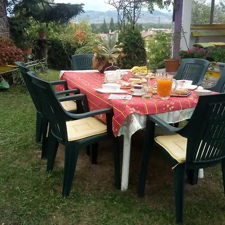 Nel Giardino Di Oz לינה וארוחת בוקר 3*