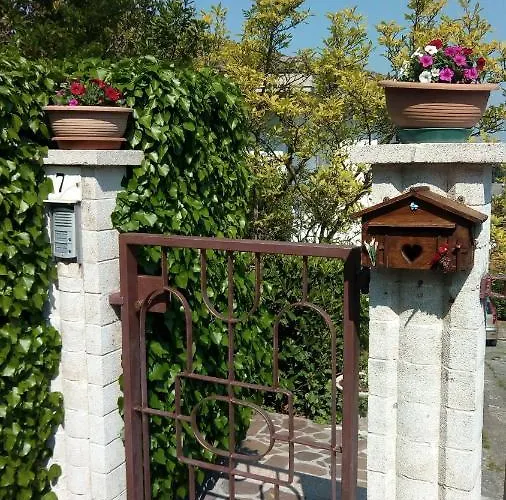 Nel Giardino Di Oz Nocleg ze śniadaniem Fornovo di Taro